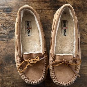 Minnetonka Moccasin Shoes